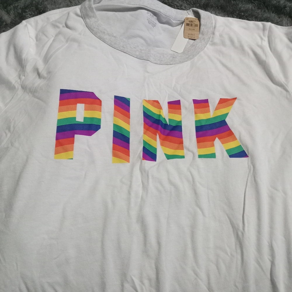 PINK tshirt